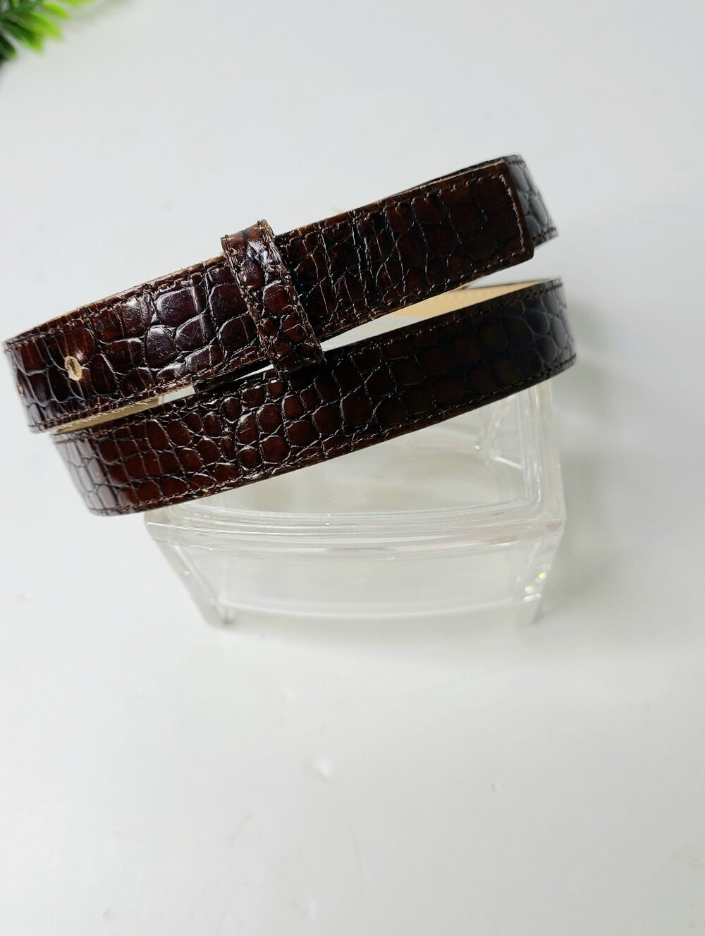 DKNY Italian Alligator Calfskin Genuine Leather Made In USA Belt Strap